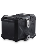 Zestaw: kufer centralny czarny TRAX ADV + stelaż Adventure-rack SW-Motech Kawasaki KLR 650 / S (22-) [pojemność: 38 L]